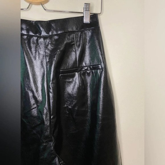 🏷️ NWT Pixie Market Oslo Patent Straight Leg Pants - Picture 10 of 13
